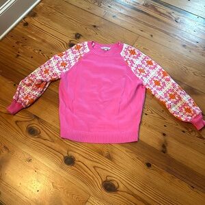 Pink sweater with crocheted sleeves size med